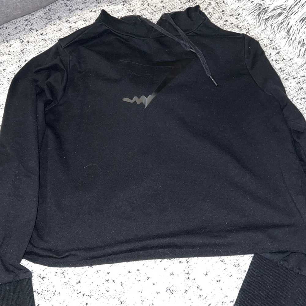 Gymshark cropped hoodie - medium fits like small